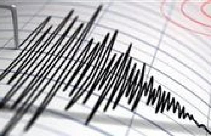 زلزال
      بقوة
      5.8
      ريختر
      شمال
      مرسى
      مطروح..
      المعهد
      الفلكي
      يعلن
      التفاصيل
      الكاملة