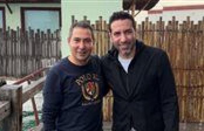 لقاء النجوم.. أبو تريكة يوجه رسالة خاصة لمحمد بركات عقب لقائهما الأخير