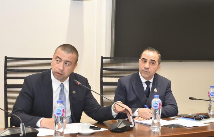 لجنة الصناعة تبحث مصير شركات قطاع الأعمال وبرنامج الطروحات وسط تأكيدات بحماية العمال