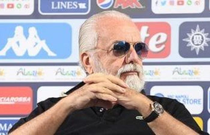 رئيس نابولي يطالب بتقليص عدد أندية الدوري بعد الفشل في التأهل للمونديال