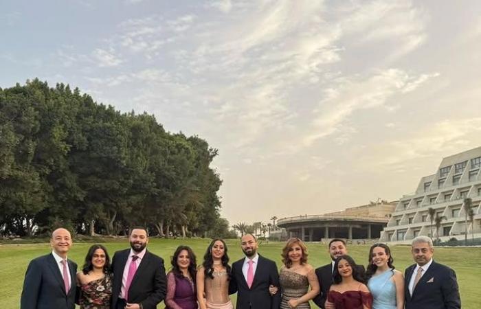 أول ظهور بعد الانفصال.. عمرو أديب ولميس الحديدي يحتفلان بخطوبة نجلهما نور| صور