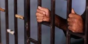 حبس وغرامة.. ما عقوبة التزوير في الأوراق الرسمية؟