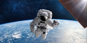 في أول رحلة مأهولة منذ 53 عاما.. "ناسا" تطلق أربعة رواد فضاء إلى القمر (فيديو)