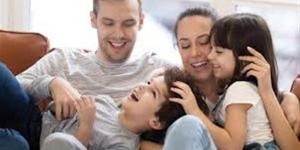 أساس سليم لبناء أسرة متماسكة.. نصائح لتقوية العلاقة بين الآباء والأبناء