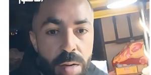 شاب يعاني إعاقة حركية: أنا مرخص كل حاجة تعالوا اشتروا مني «فيديو»