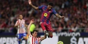 أتلتيكو ضد برشلونة.. تعادل 1 - 1 في شوط أول مثير وطرد لاعب الروخي بلانكوس