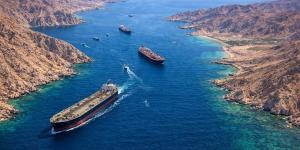 رويترز: إغلاق مضيق هرمز يمنح بعض دول الخليج مكاسب ضخمة ويكبد أخرى خسائر بالمليارات