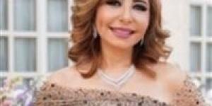 "3 شهور من التصميم ليظهر الإبداع”.. إطلالة لميس الحديدي تخطف الأنظار