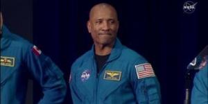 وصية رائد ارتميس 2 بالفضاء قبل انقطاع الاتصالات بالأرض 40 دقيقة: "تذكروا الحب"