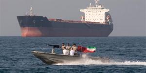 مصدر: إيران تُلزم السفن العابرة لمضيق هرمز بدفع ما يُعادل دولار من العملات الرقمية لكل برميل نفط