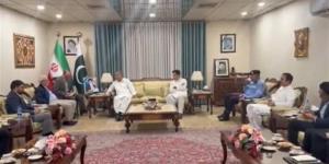 وزير الداخلية الباكستاني يبحث مع السفير الإيراني ترتيبات المرحلة الثانية من محادثات إسلام آباد