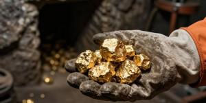 تقرير: الذهب العالمي يتحرك كمرآة للتضخم الطاقي بعد تحول سلوك الأسواق