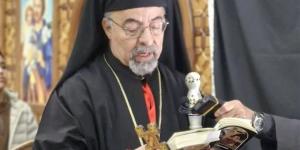 ​الأنبا إبراهيم إسحق يبحث ملفات الأحوال الشخصية مع كهنة الإيبارشية البطريركية بالقاهرة