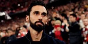ريال مدريد يحمل ألونسو وأربيلوا أزمات غرفة الملابس قبل الكلاسيكو