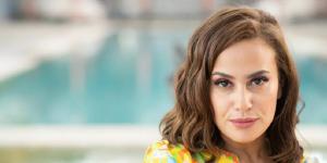اعرف السبب.. تأجيل عرض حلقة هند صبري وبناتها مع منى الشاذلي لهذا الموعد
