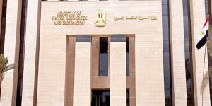 كيف تواجه مصر تحديات المناخ على سواحلها؟.. "الري" تجيب
