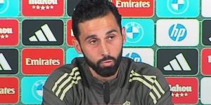 ألفارو أربيلوا يرد على مبابي بعد أزمة “المهاجم الرابع” في ريال مدريد