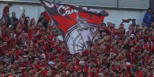 جماهير الزمالك واتحاد العاصمة بمدرجات استاد القاهرة.. صور