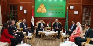 رئيس جامعة المنوفية يستقبل وفد جامعة أنقرة لبحث تعزيز التعاون العلمي والبحثي