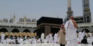 ما لا يجوز فعله أثناء الإحرام.. أحكام مهمة للرجال والنساء في الحج