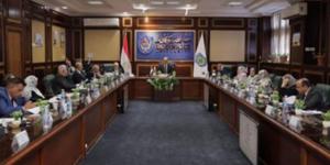 مجلس جامعة دمنهور يشدد على الانضباط بـ"بيئة الامتحانات".. ويمنح 53 درجة علمية وألقابًا لأعضاء التدريس