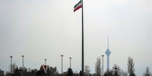 الخارجية الإيرانية تتهم واشنطن بانتهاك وقف إطلاق النار بعد غارات قرب مضيق هرمز