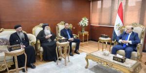 الأنبا بولا وأسقف المحلة الكبرى يهنئان محافظ الغربية بعيد الأضحى المبارك