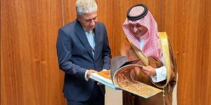 مصر والسعودية تبحثان تعزيز التعاون في مجال السياحة