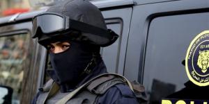 تحت التهديد.. تفاصيل تناوب 3 عاطلين على اغتصاب سيدة بمقابر الخليفة
