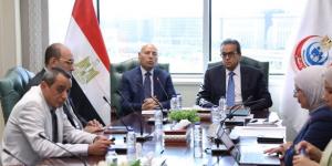 وزير الصحة ومحافظ القاهرة يبحثان تعزيز التعاون لتطوير الخدمات الطبية بالعاصمة