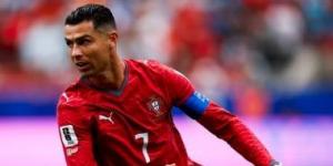 لويس فيجو يدافع عن رونالدو ويشيد بميسي فى المونديال