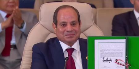 «يوم
      تاريخي
      في
      الشرق
      الأوسط»..
      قادة
      مصر
      وأمريكا
      وقطر
      وتركيا
      يوقعون
      على
      وثيقة
      شاملة
      بشأن
      اتفاق
      غزة|صور