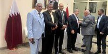 وزير
      العمل
      يلتقي
      الجالية
      المصرية
      في
      قطر:
      نعمل
      لحمايتكم
      وتوفير
      فرص
      أفضل
      في
      الخارج