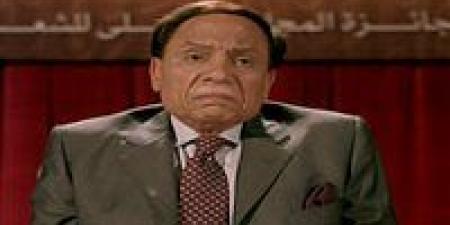 في
      لقاء
      نادر
      للزعيم..
      رأي
      صادم
      لعادل
      إمام
      في
      نجيب
      الريحاني