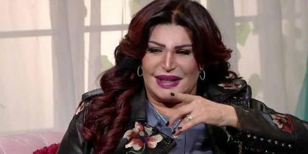 بأخد
      مسكنات
      في
      البيت..
      تطورات
      الحالة
      الصحية
      لـ
      نجوى
      فؤاد