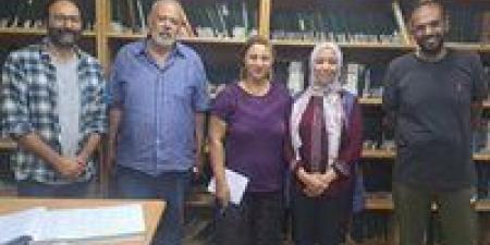 قصور
      الثقافة
      تطلق
      برنامجًا
      لتطوير
      المكتبات
      في
      الإسكندرية