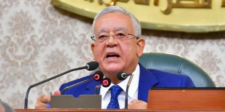 المستشار
      حنفي
      جبالي:
      أحاسب
      نفسي
      قبل
      أن
      يحاسبنى
      الناس
