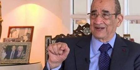على
      السمان..
      من
      العمل
      الفدائى
      ضد
      الإنجليز
      إلى
      ترجمة
      لقاء
      سارتر
      بالقاهرة