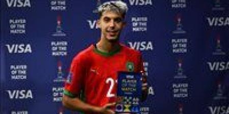 زابيري..
      الفتي
      "المنحوس"
      الذي
      قاد
      المغرب
      لصعود
      تاريخي
      في
      نهائي
      كأس
      العالم
      للشباب
