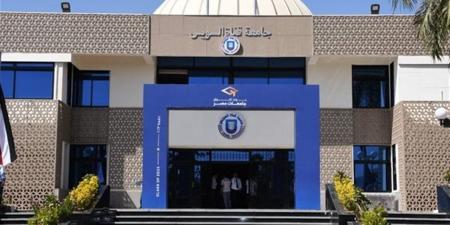 نجاح
      جراحة
      معقدة
      لتصحيح
      اعوجاج
      وتحدب
      العمود
      الفقري
      لطفلة
      بمستشفيات
      جامعة
      قناة
      السويس