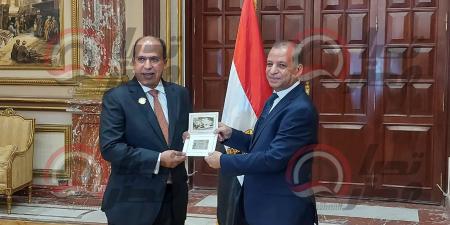 محمد
      لطفي
      يتسلم
      كارنيه
      عضوية
      مجلس
      الشيوخ
      2025..صور