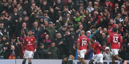 الشوط
      الأول..
      ليفربول
      يتأخر
      أمام
      مانشستر
      يونايتد
      في
      الدوري
      الإنجليزي