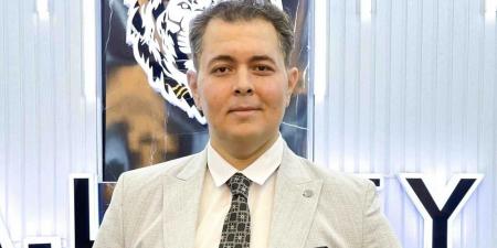 تعرّض
      لوعكة
      صحية
      جديدة..
      فنان
      يدخل
      غرفة
      العناية
      مجددًا