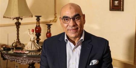 هشام
      نصر
      يقترب
      من
      رئاسة
      بعثة
      الزمالك
      فى
      السوبر
      المصرى