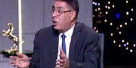 عماد
      الدين
      حسين:
      الرئيس
      السيسي
      يشعر
      بمعاناة
      المواطنين
      لأنه
      واحد
      منهم