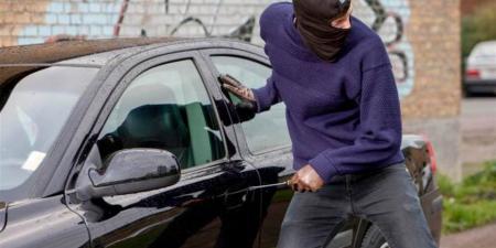 عربيتهم
      اتسرقت
      من
      عند
      السمكري
      واللص
      يتحصل
      على
      مخالفات..
      أغرب
      سرقة
      في
      مصر
      (فيديو)