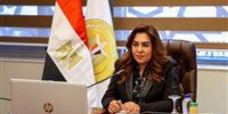 وزيرة
      التنمية
      المحلية
      للقيادات
      الجديدة:
      «كونوا
      بين
      الناس..
      لا
      تُديروا
      من
      المكاتب»