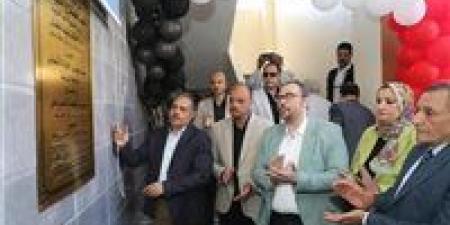 محافظ
      الشرقية
      يفتتح
      المدرسة
      الثانوية
      الفنية
      للتمريض
      بمدينة
      ههيا