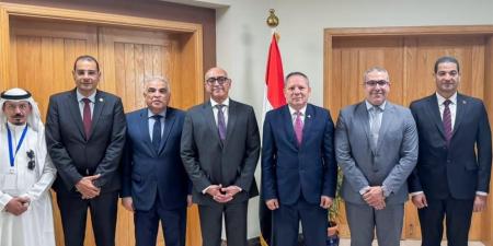 رئيس
      جامعة
      طنطا
      يثمن
      دور
      السفارات
      والقنصليات
      المصرية
      بدعم
      جهود
      المؤسسات
      التعليمية