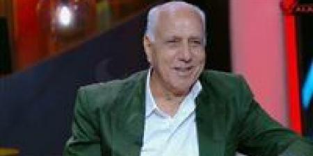 عام
      على
      الرحيل..
      شحته
      الإسكندراني
      أسطورة
      "الاتحاد"
      الذي
      أسقط
      الأهلي
      مرتين